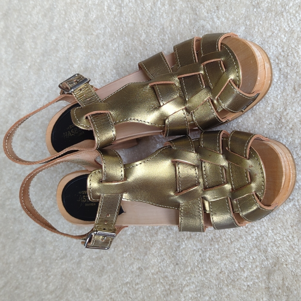 Swedish Hasbeens open toe gold size 38 sandals